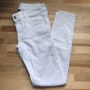 AEO White Jeans